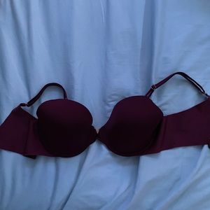 victoria secrets burgundy bra